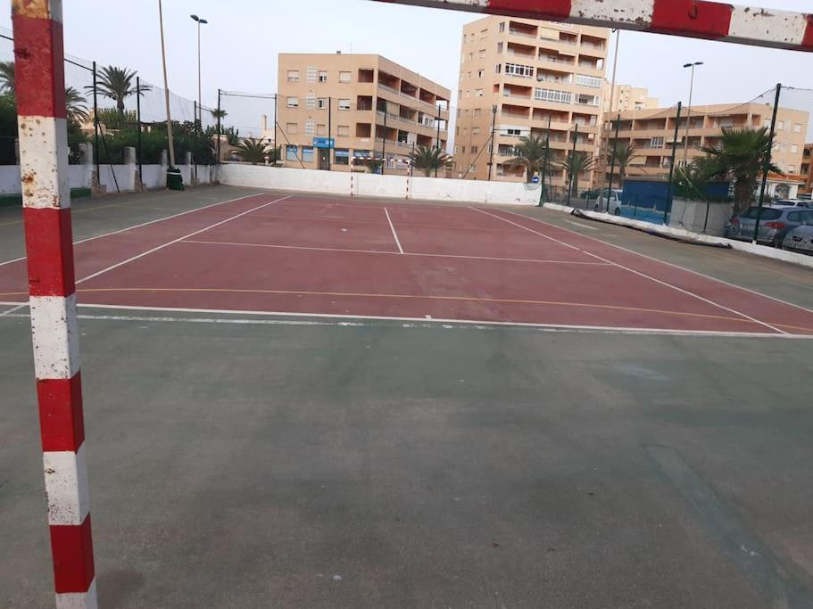 Cosy Flat With A Large Terrace Facing The Sea Apartamento La Manga del Mar Menor Exterior foto